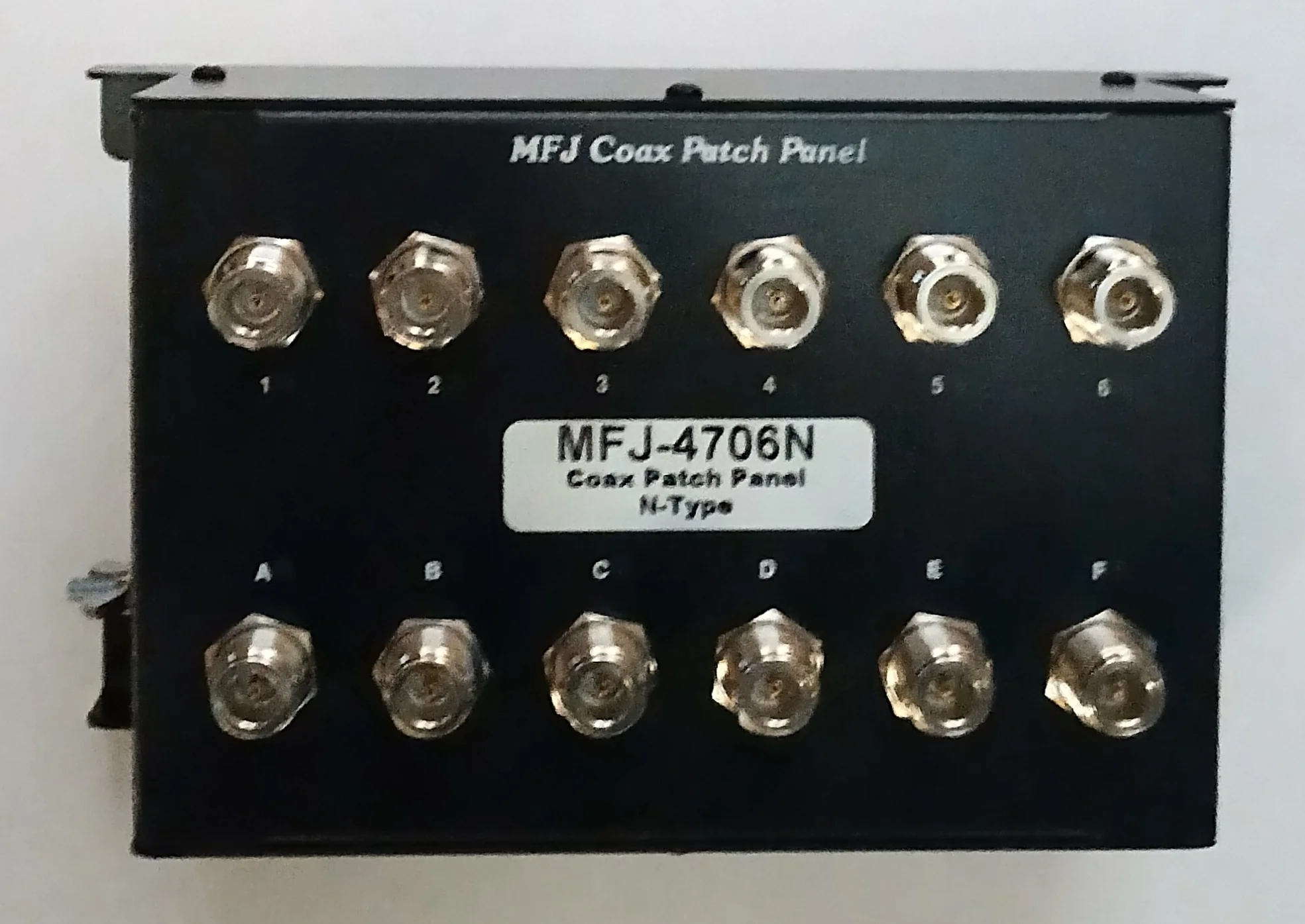 MFJ-4706N, Coax Patch Panel, 12 Positions, N-Type